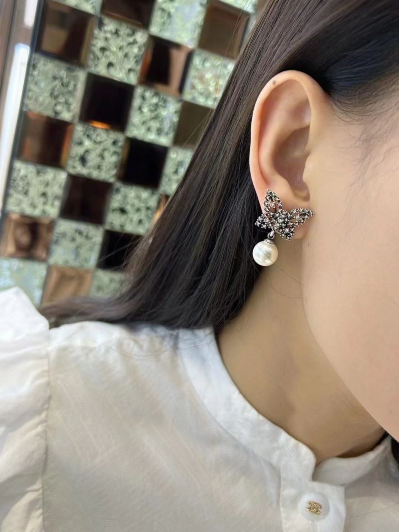 chr1st1an D10r earrings